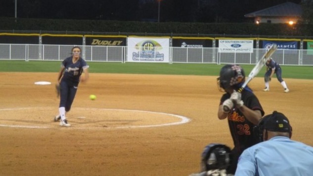 Brooke Bolinger pitching