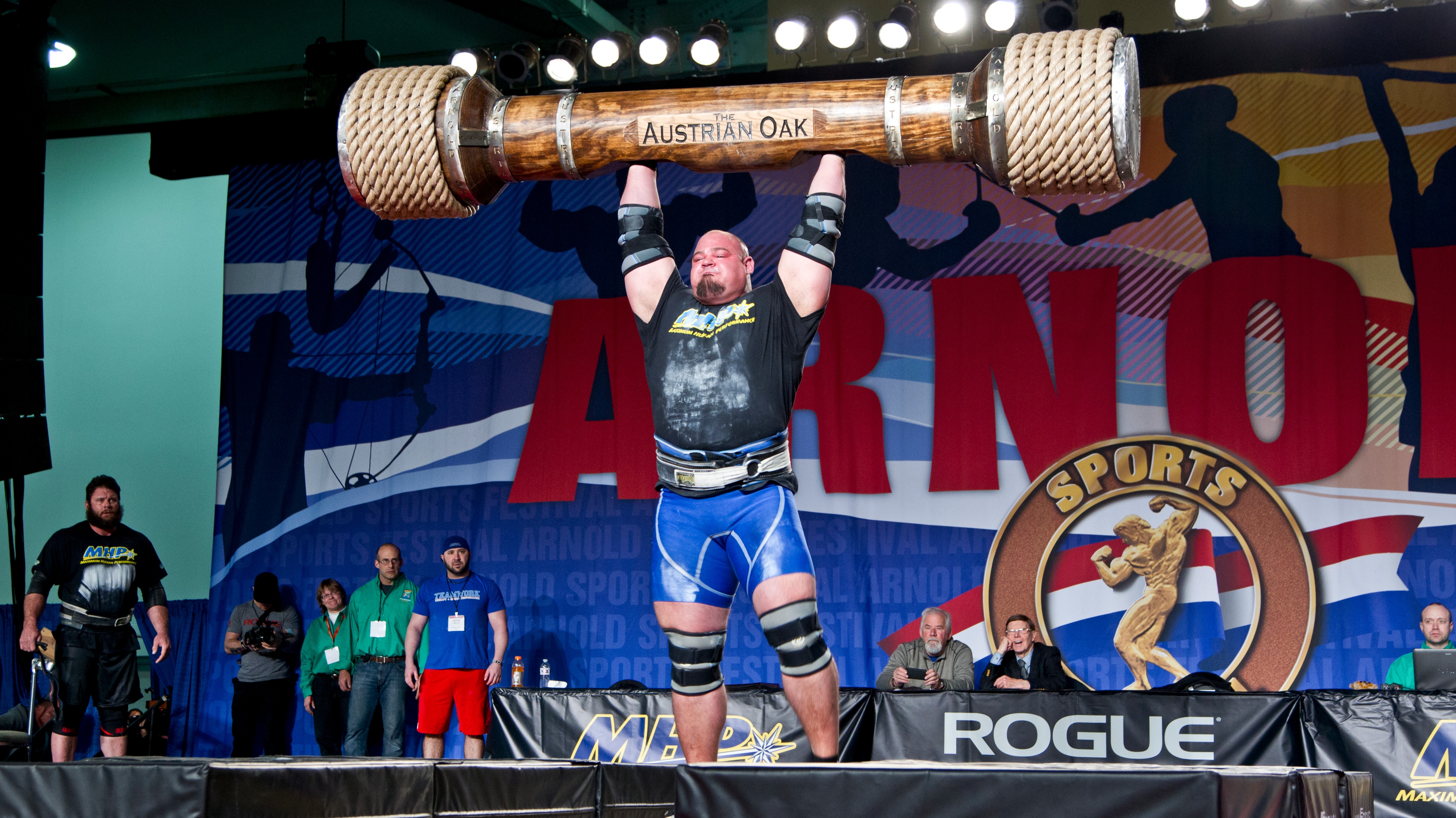 Aiming to be America's strongest man - The Columbian