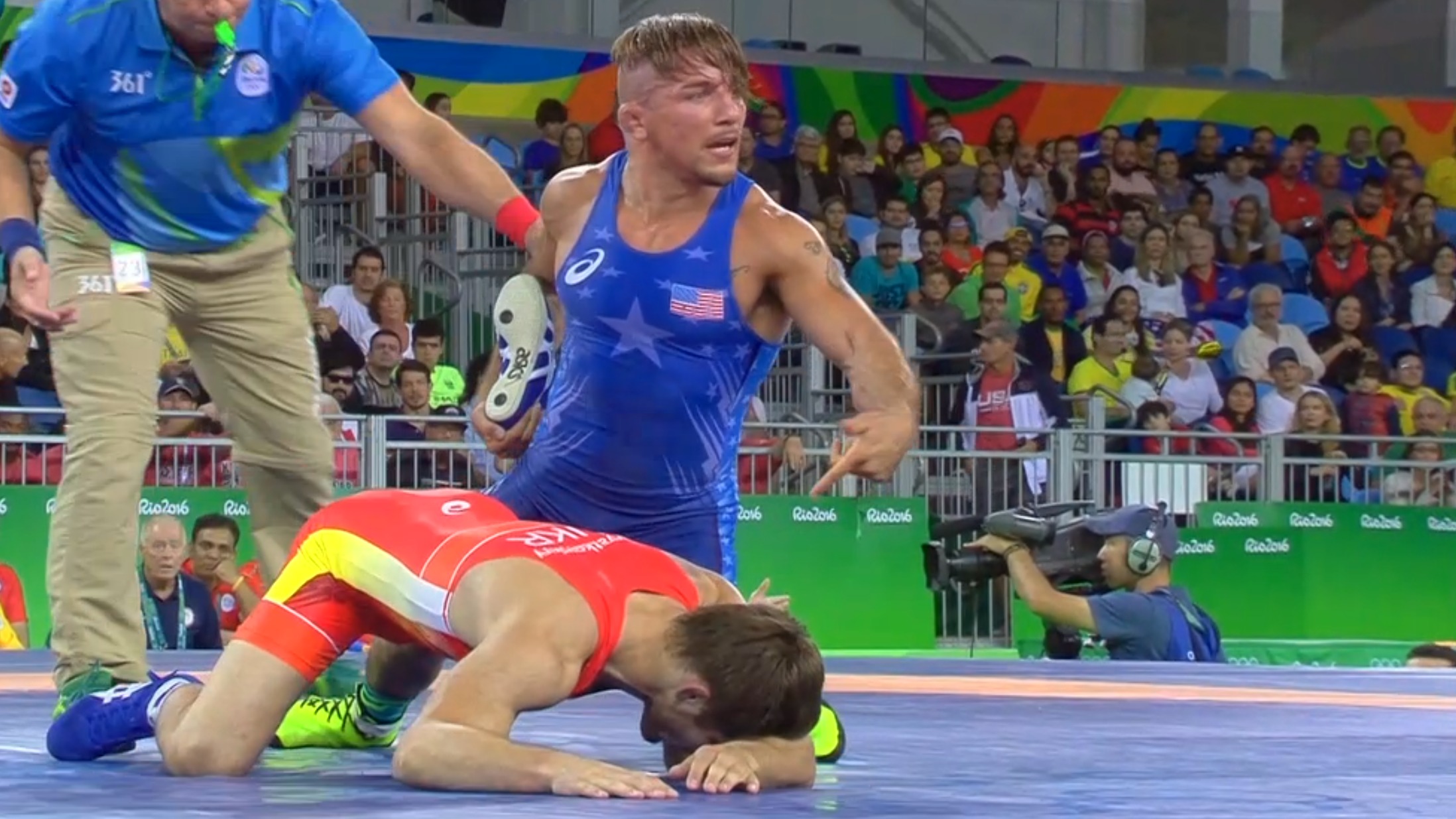 Frank Molinaro Bit During Olympic Wrestling Match FloWrestling