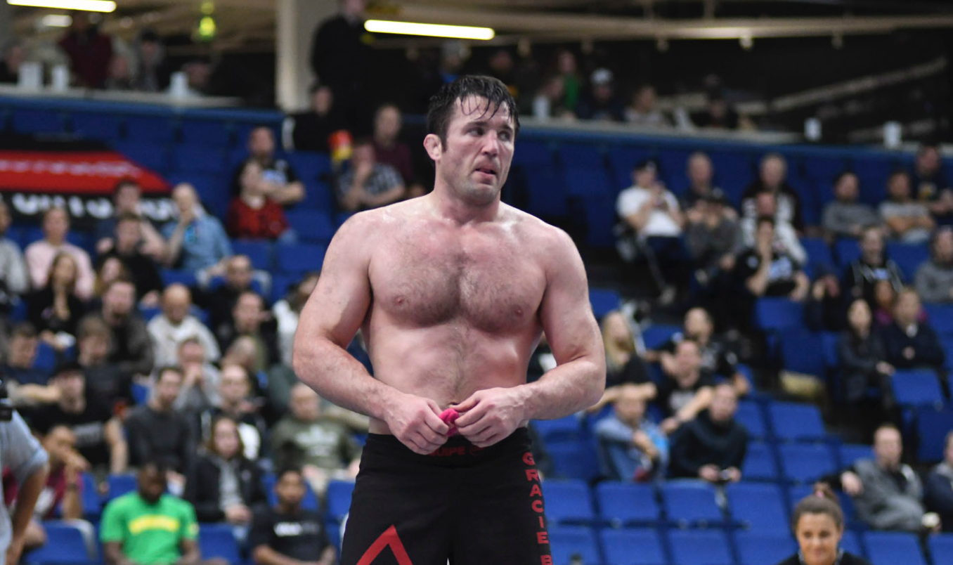 News] Chael Sonnen earns his brown belt in bjj : r/MMA